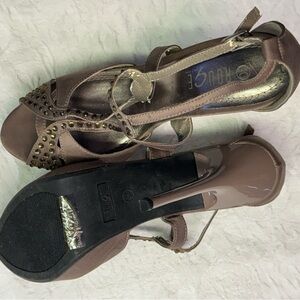Rouge Helium Women's Taupe Studded Heels
